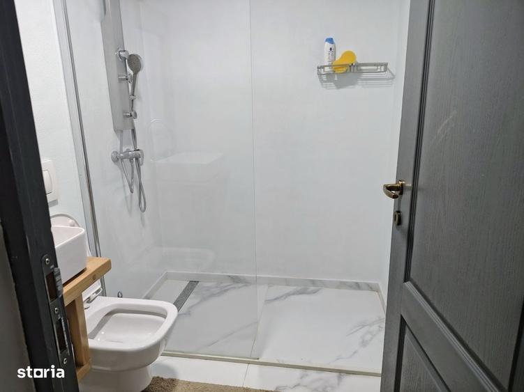 Apartament cu 3 camere în Leș