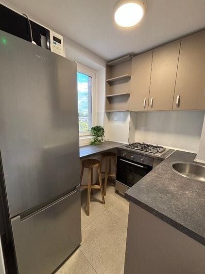 Apartament cu 2 camere decomandat, mobilat în Arcul de Triumf