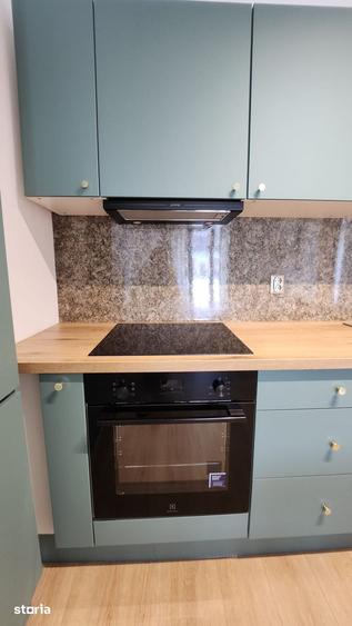 Apartament cu 3 camere semidecomandat în Dâmbul Rotund