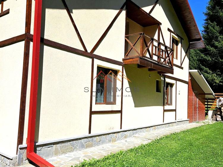 Casă individuală cu 5 camere cu Canalizare în Trăisteni