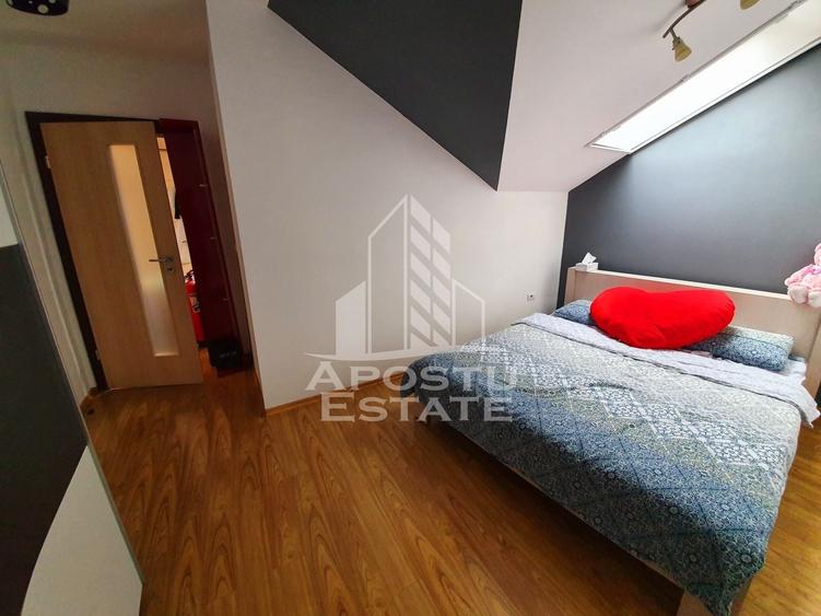 Apartament cu 4 camere semidecomandat, mobilat în Bălcescu