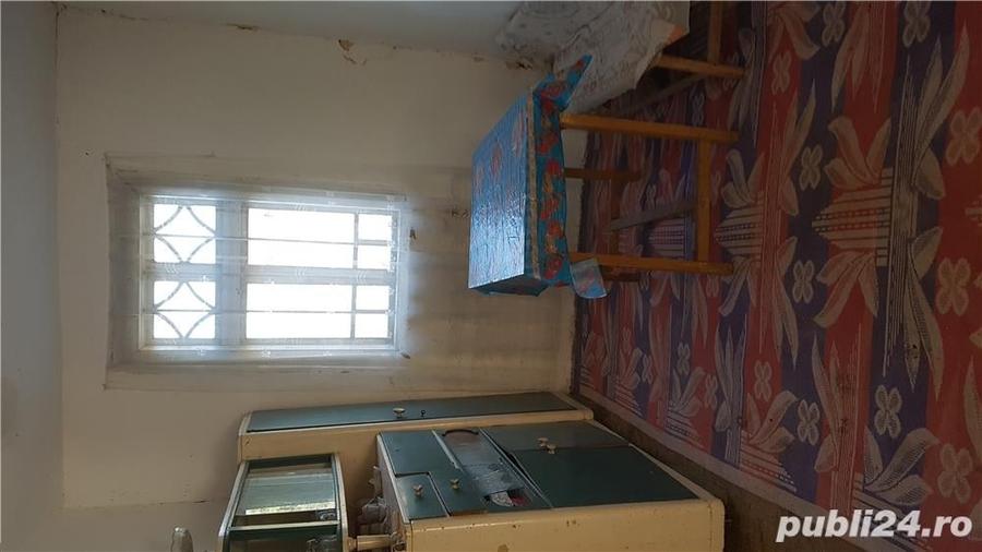 Casă cu 5 camere cu Teren 870 Mp în Bistrețu