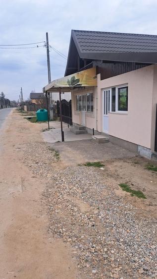 Spațiu comercial, în Mărăcineni