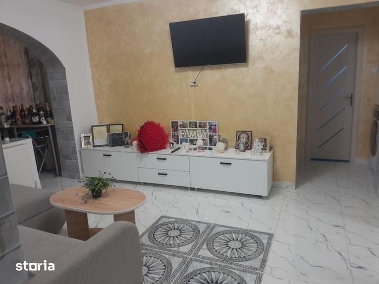 Apartament cu 2 camere în Stejaru