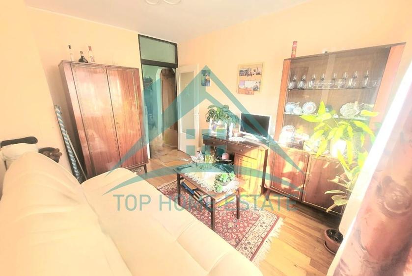 Apartament cu 3 camere decomandat, mobilat în Baciu