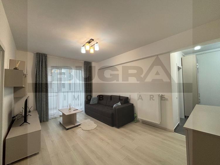 Apartament cu 3 camere semidecomandat, mobilat în Zorilor