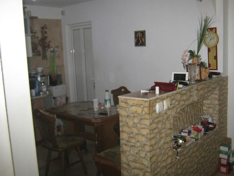 Casă individuală cu 3 camere cu Teren 906 Mp în Grindu