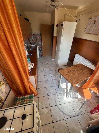 Apartament 3 camere, 70 mp utili, balcon, zona Cetate, Alba Iulia - 2