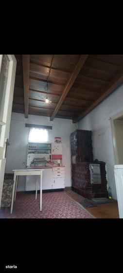 Casă cu 4 camere în Galșa