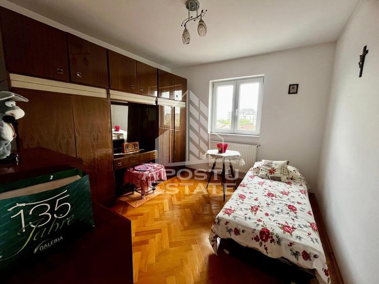 Apartament 4 camere plus boxa ,centrala proprie,zona Take... - 14