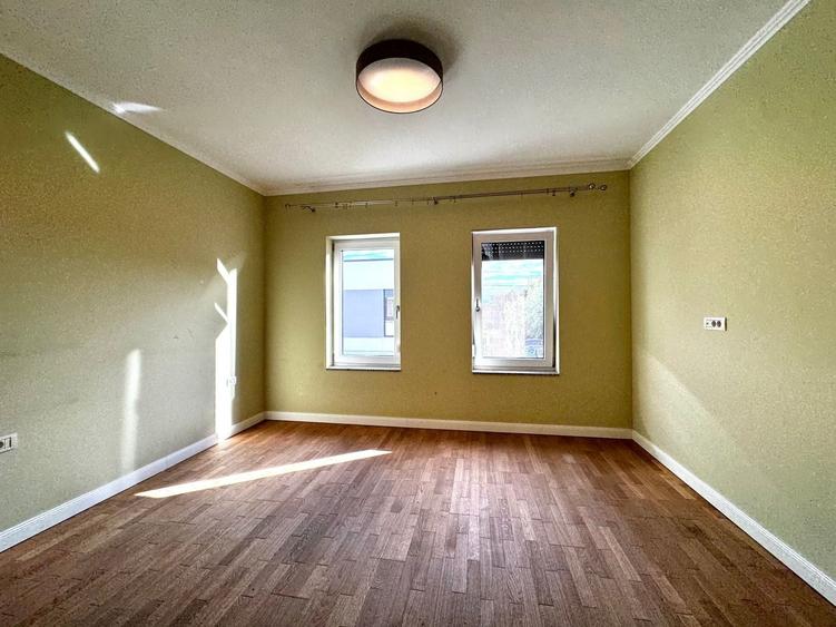 Duplex cu 5 camere cu Canalizare în Braytim