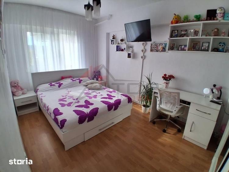 Apartament cu 3 camere decomandat, mobilat în Păcurari