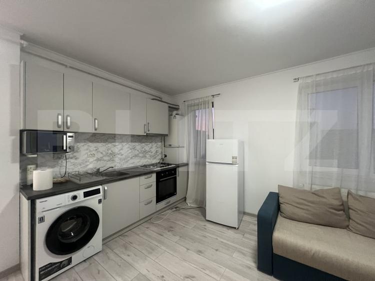 Apartament cu 3 camere semidecomandat, mobilat în Mănăștur