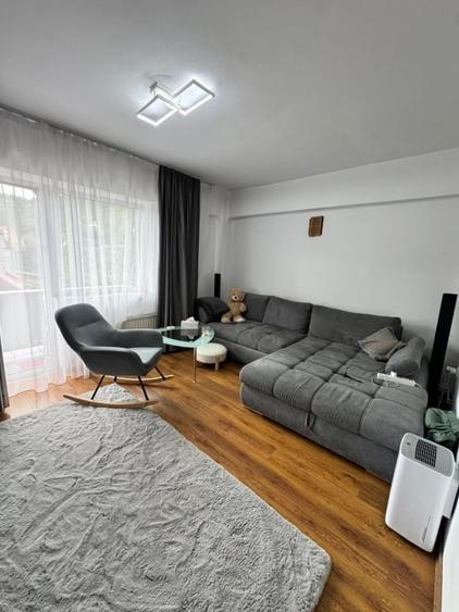 Apartament cu 2 camere decomandat, mobilat în Ferneziu