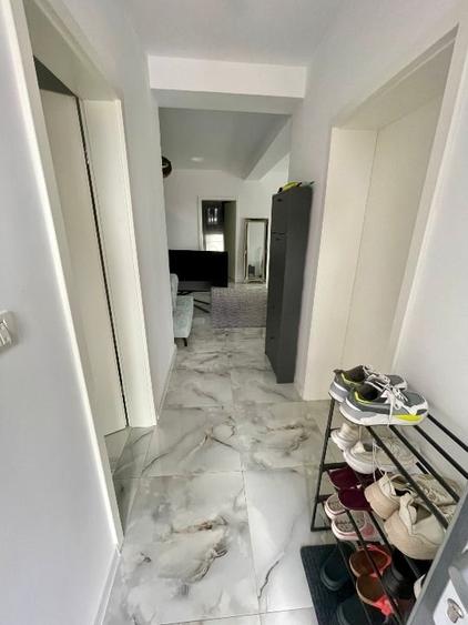 Duplex cu 3 camere cu Canalizare în Moșnița Nouă