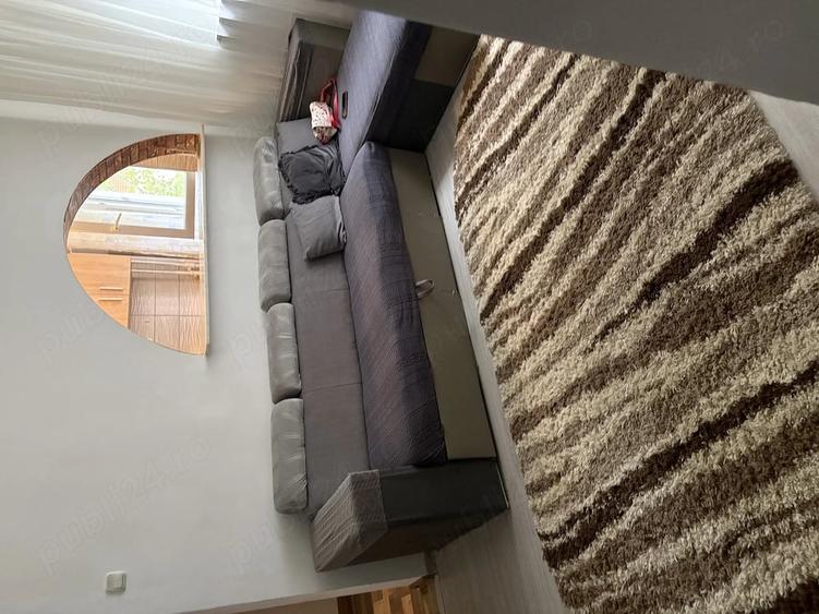 Apartament cu 3 camere semidecomandat în Trivale