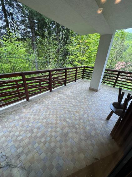 Casă individuală cu 4 camere cu Canalizare în Exterior Sud