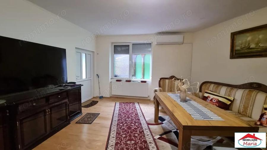 Casă cu 3 camere cu Teren 417 Mp în Semicentral