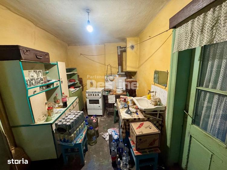 Casă cu 3 camere cu Teren 580 Mp în Central