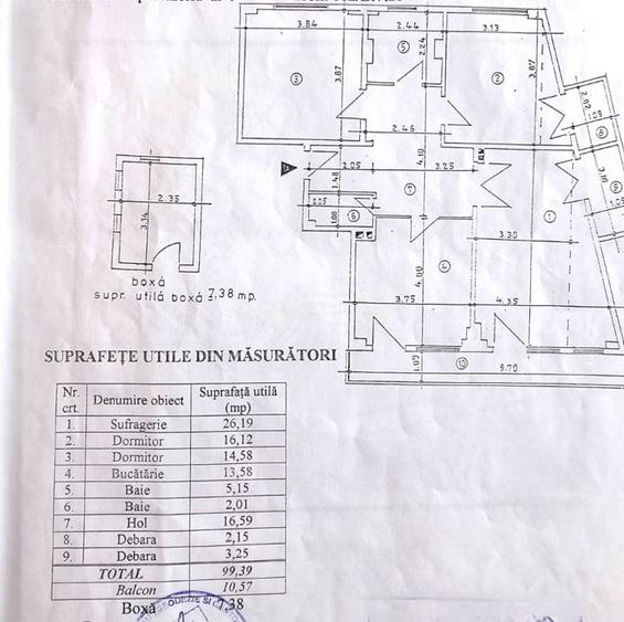 Apartament 3 camere decomandate, cu boxa si loc parcare, zona 1 Mai - 10