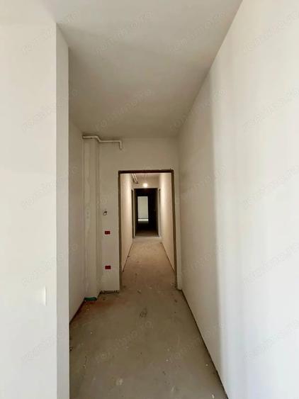 Apartament cu 2 camere decomandat în Plopi