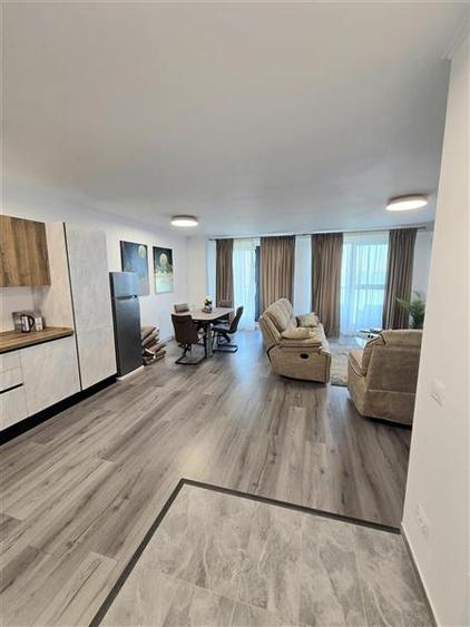Apartament cu 2 camere semidecomandat în Exterior Nord