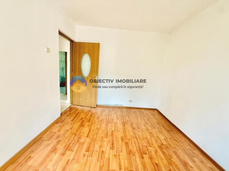 Apartament cu 3 camere decomandat în Precista