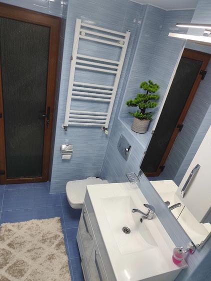 Apartament cu 3 camere decomandat în Micălaca