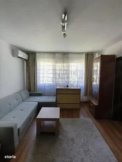 Apartament cu 2 camere semidecomandat în Girocului