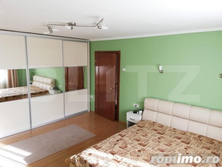 Casă cu 8 camere cu Teren 1545 Mp în Central