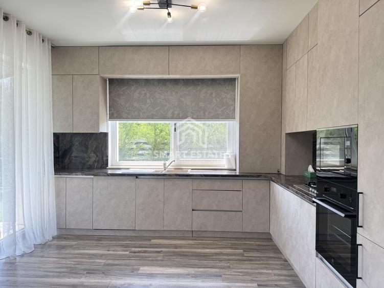 Casă individuală cu 4 camere cu Teren 400 Mp în Tamași