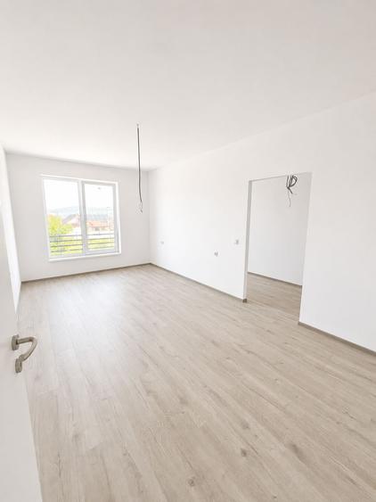 Duplex cu 4 camere cu Canalizare în Ampoi 3