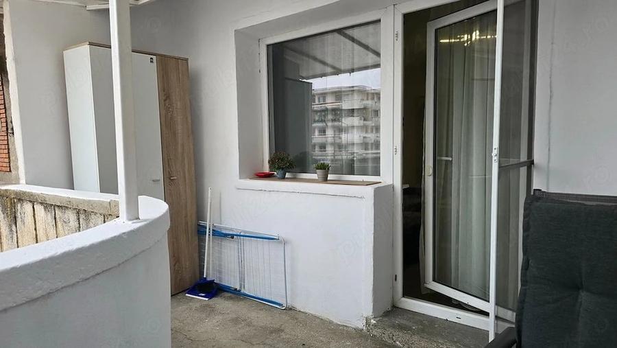 Apartament cu 2 camere decomandat în 22 Decembrie