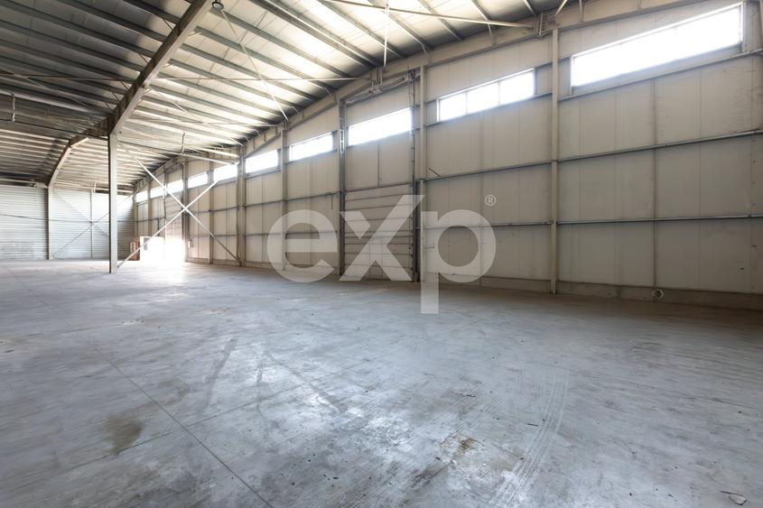 Spațiu industrial, de 4,400 mp, în Mărgineni