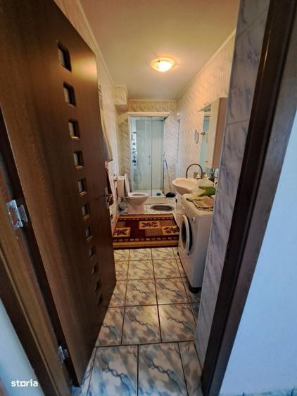 Casă cu 4 camere în Bucium