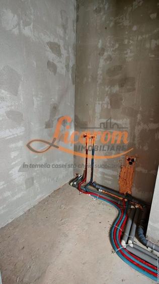 Casă individuală cu 3 camere cu Canalizare în Sud-Est
