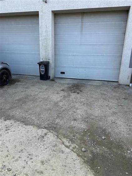 Apartament cu 4 camere decomandat în Dâmbul Rotund