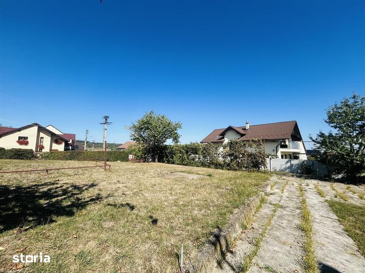 Teren de 1300 mp, în Central