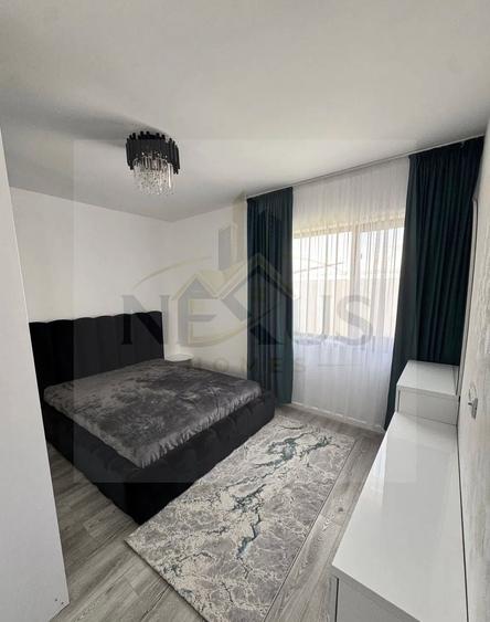 Apartament cu 3 camere semidecomandat, mobilat în Sud