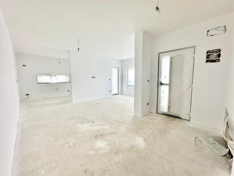 Duplex cu 3 camere cu Teren 297 Mp în Bucovăț (Remetea Mare)