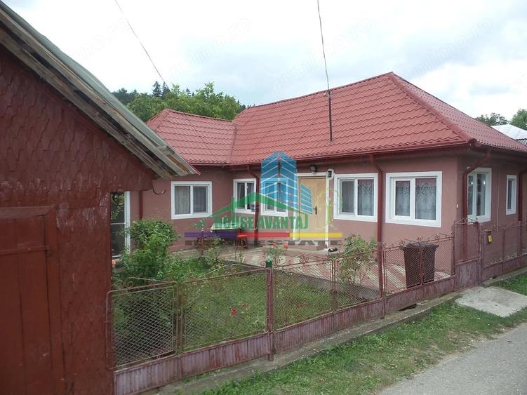 Casă cu 4 camere cu Teren 449 Mp în Rucăreni
