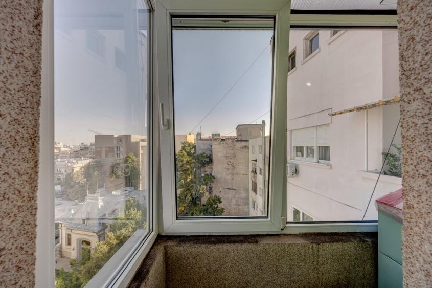 Apartament cu 2 camere decomandat, mobilat în P-ța Unirii