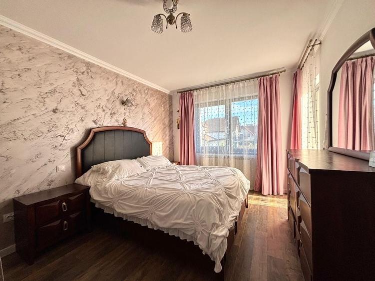 Casă cu 4 camere în Șelimbăr