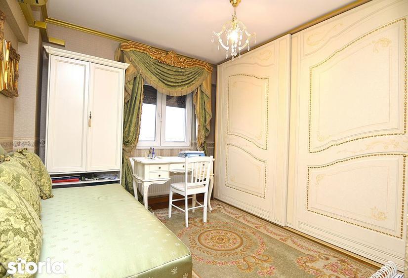 Apartament cu 3 camere decomandat, mobilat în Centrul Civic — fotografia 1