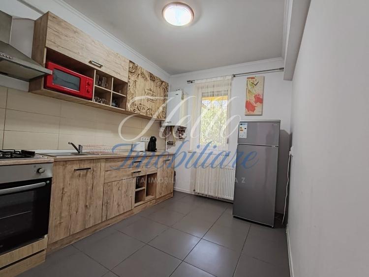 Apartament cu 2 camere decomandat, mobilat în Semicentral
