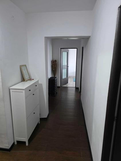 Apartament cu 3 camere decomandat în Gării