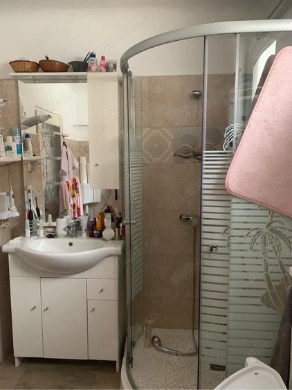 Casă cu 4 camere cu Teren 1646 Mp în Brebu