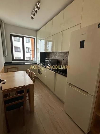 Apartament cu 3 camere decomandat, mobilat în Grozăvești