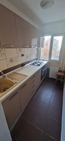Apartament cu 2 camere semidecomandat în Ostroveni