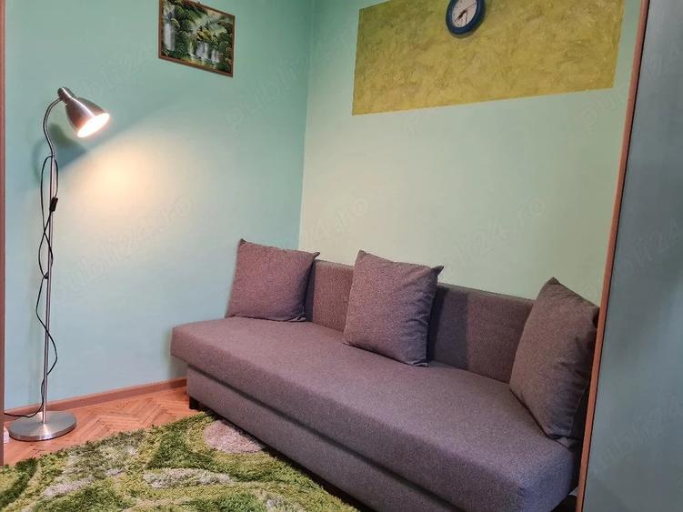 Apartament cu 3 camere decomandat în Central